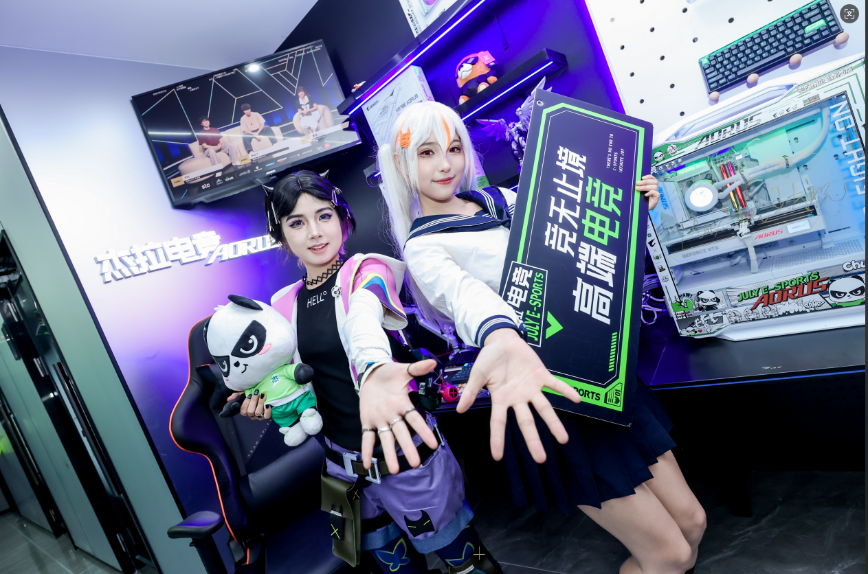 17581817761159975goh.png